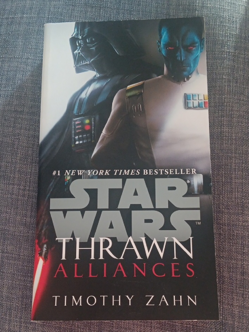 Star Wars: Thrawn Alliances by Timothy Zahn - Black Red Blue Cover